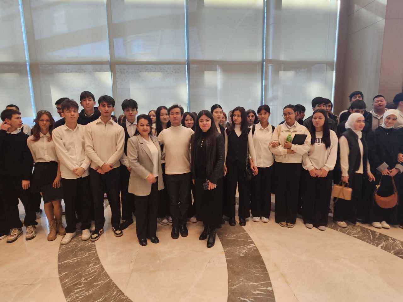 Toshkent turizm va madaniy meros texnikumi jamoasi "VII Hotel Business Forum–2026"da ishtirok etdi