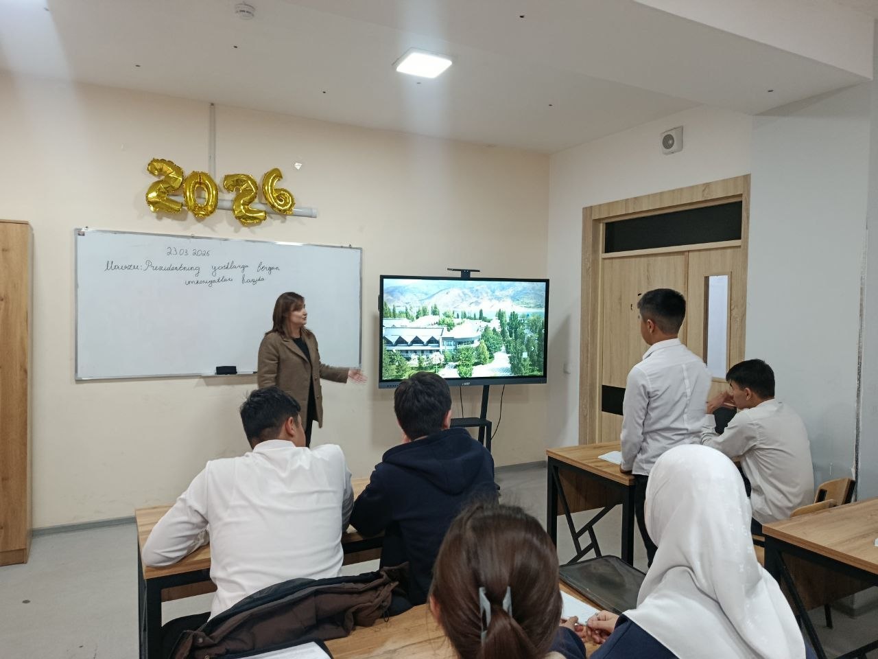 Yoshlar bilan muloqot — kelajak sari muhim qadam: Texnikumda yangi tashabbuslar muhokamasi